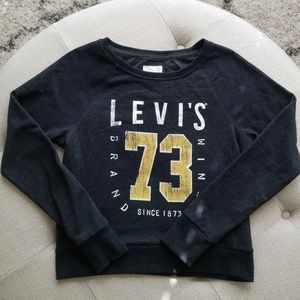 Levi's sweatshirt